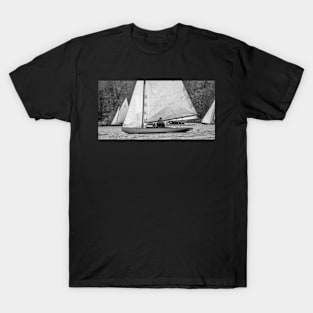 Traditional brown boat racing on Wroxham Broad, Norfolk T-Shirt